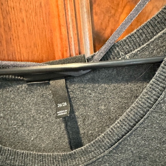 Lane Bryant sweater 28w - Picture 2 of 2